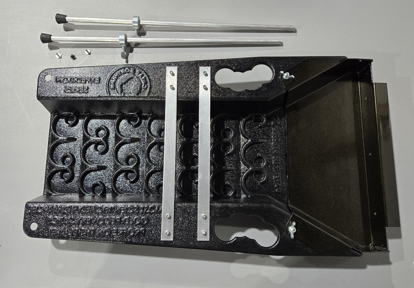 Gold Cube Thermo Flare Tail-Gater with Expedition Sluice